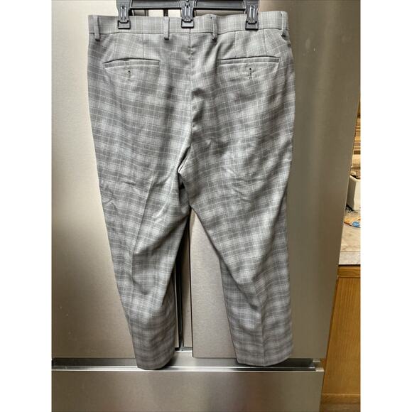 Ralph Lauren Mens Gray Pants Size 34W x 30L - Picture 2 of 4